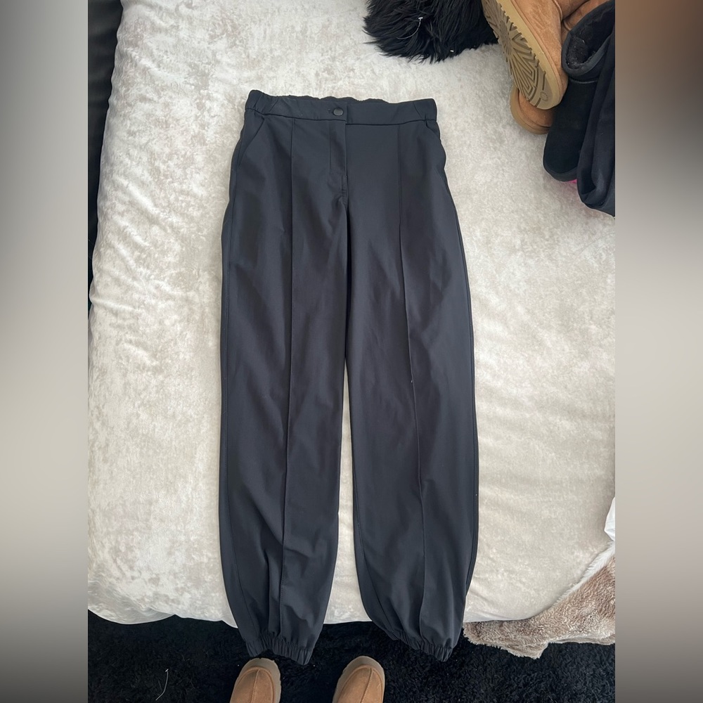 LULULEMON BLACK TROUSERS SIZE 26